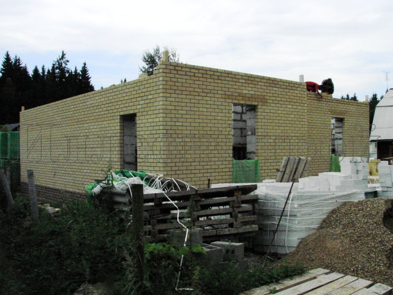 фотография строительства дома из кирпича в Подольске